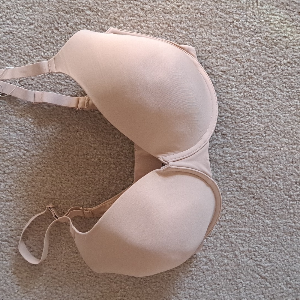 SKIMS Nude Bra